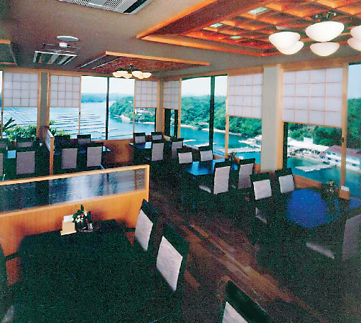 【三重で牡蠣グルメが美味しい店】いかだ荘 山上