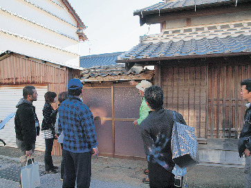 ガイドツアーに参加しよう!