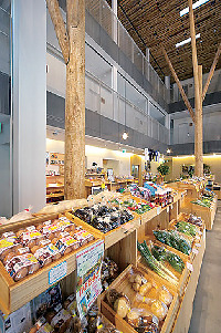 【梼原×みやげ】町自慢のみやげが並ぶ「まちの駅 ゆすはら」