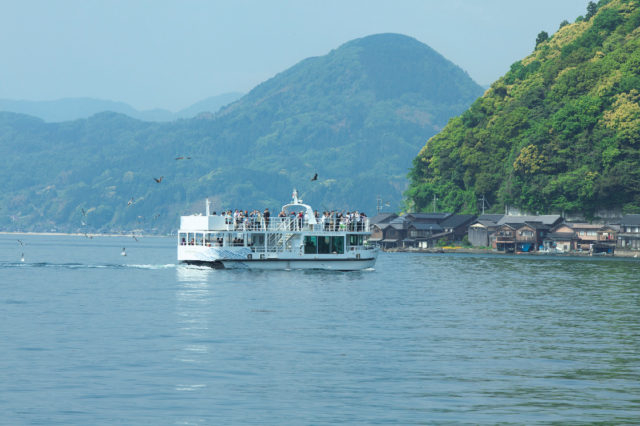 1 伊根湾めぐり遊覧船