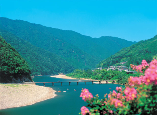 【高知観光おすすめモデルコース②】1日目:15:00 岩間沈下橋