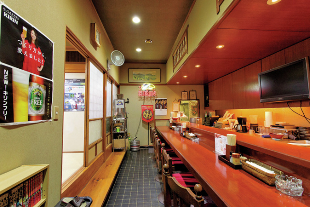 【倉吉・牛骨ラーメンの人気店】元祖琴浦ラーメン たかうな