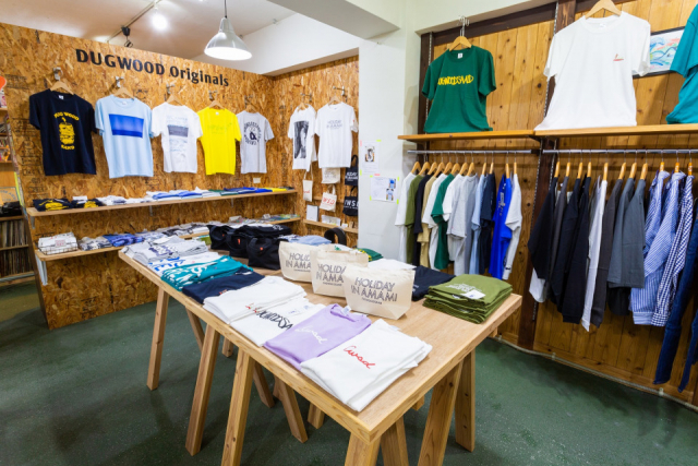 【奄美大島のみやげスポット】DUGWOODSAND