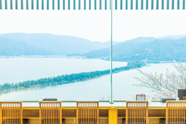 天橋立“昇龍観”を 眺めながらゆったり食事を「Ama Dining」