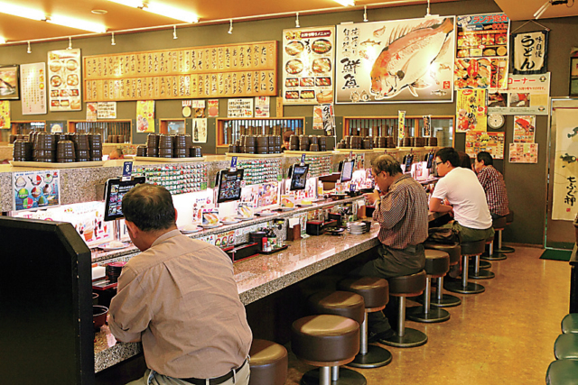 【境港×回転寿司】メニューはなんと90種類以上!「廻るお寿司屋さん 大漁丸」