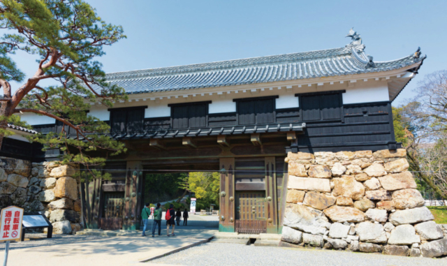 ①追手門 <重要文化財>