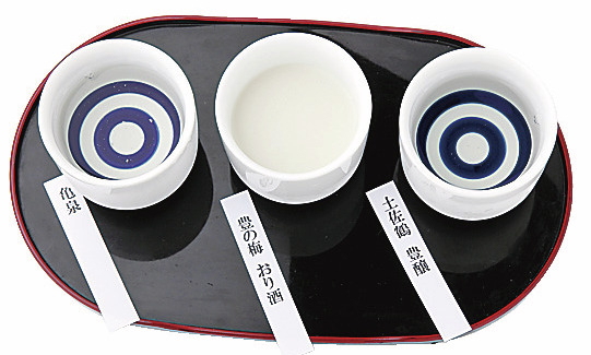 【店のイチオシ酒】地酒利きくらべ(3種)1200円