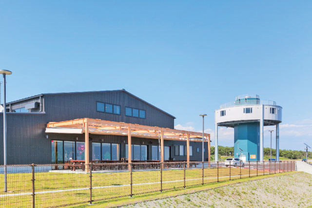 磐田市渚の交流館