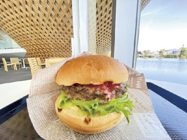 ここだけで味わう&買う