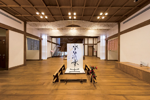 エントランスのアートも見逃せない!