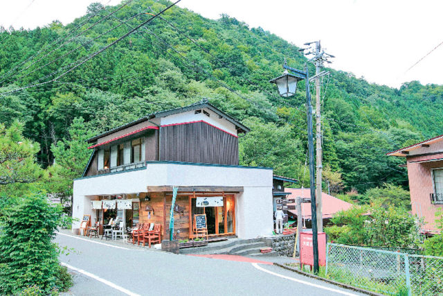 【寸又峡 夢のつり橋周辺スポット】SHOP&CAFE 晴耕雨読
