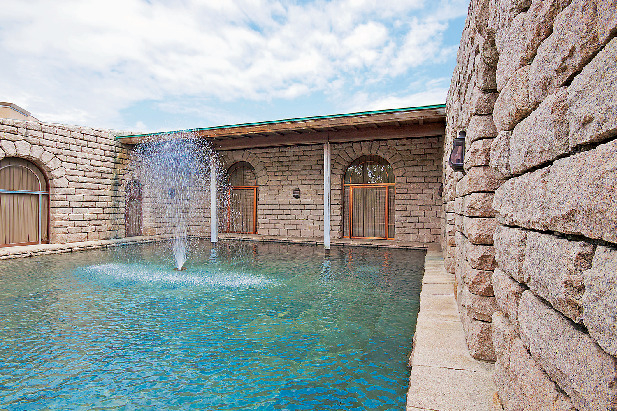 静岡タウンの観光スポット 静岡市立芹沢銈介美術館