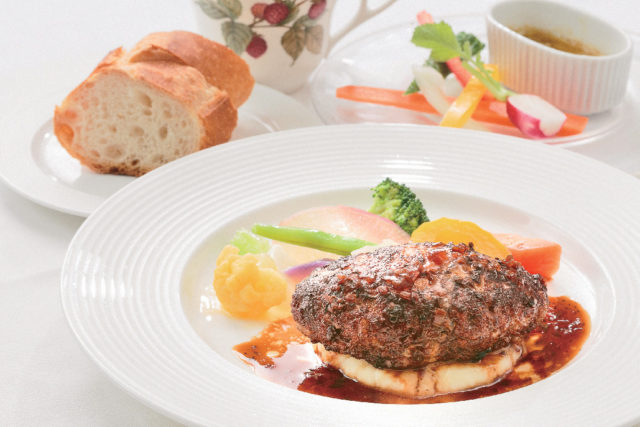 静岡タウンのグルメスポット レストランNAGAFUSA