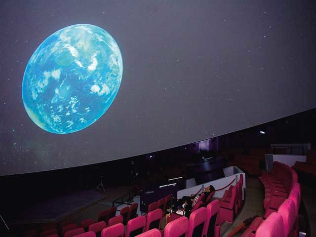 ディスカバリーパーク焼津 天文科学館