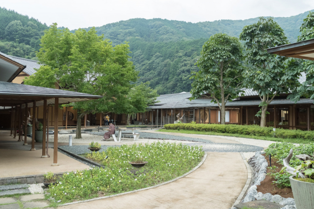 【丸子宿観光】静岡の伝統工芸作りを体験「駿府の工房 匠宿」