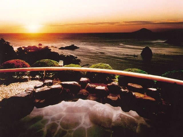 【伊豆×絶景露天風呂】ランチ付プランで美味と絶景を満喫「下田ビューホテル」