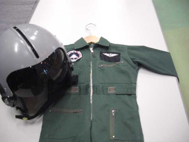 【浜松無料観光×航空自衛隊 浜松広報館エアーパーク】フライトスーツをレンタル