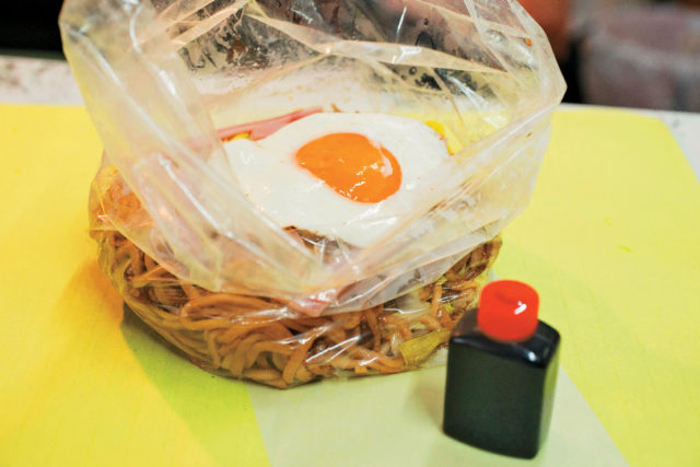 【栃木・宇都宮×宇都宮焼きそば】まぁ~ずうんめえ~! 宇都宮焼きそばの元祖「石田屋やきそば店」