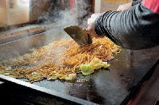 【栃木・宇都宮×宇都宮焼きそば】日光焼きそばまつり殿堂入りの実力店「焼そば★ばそき家 岡本店」