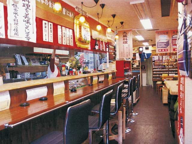 白黒つけがたい? 姫路の名物おでんがコレ「灘菊かっぱ亭」