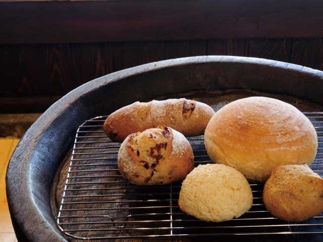 天然酵母のパン屋さん「白殻五粉」
