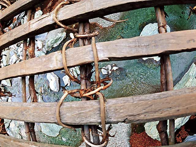 祖谷のかずら橋を渡ってみました!