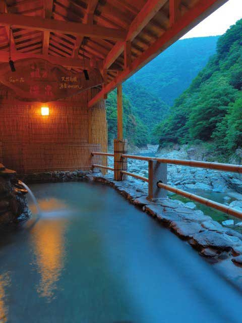 【徳島・祖谷×ドライブ】<立ち寄りSPOT>祖谷渓の断崖に建つ一軒宿「和の宿ホテル祖谷温泉」