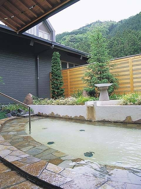 西予市健康保養館 クアテルメ宝泉坊