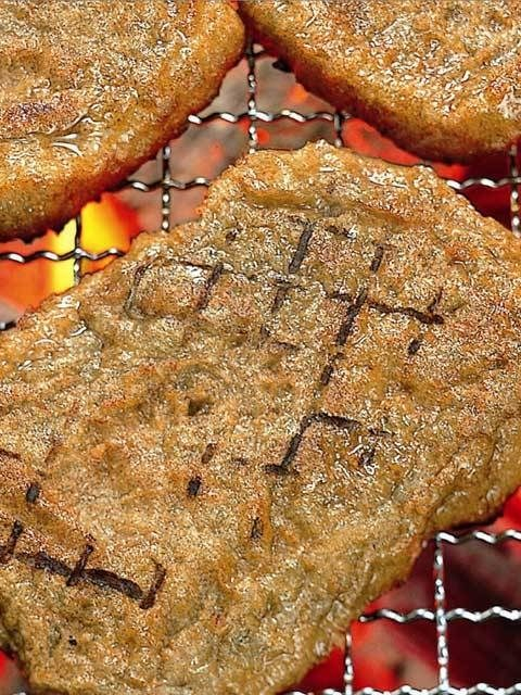 ビールと相性抜群!愛媛名物の蒲鉾を「谷本蒲鉾店 道後店」