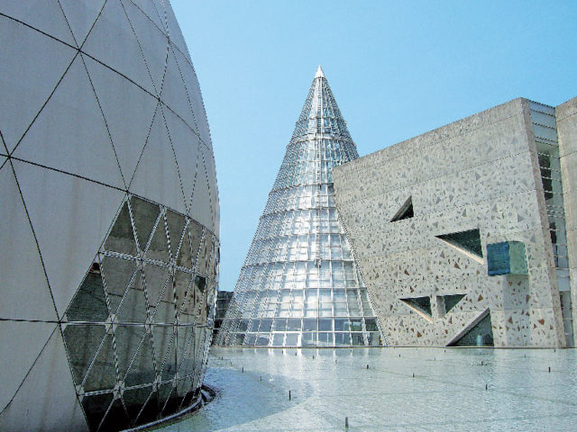 新居浜の観光スポット 愛媛県総合科学博物館