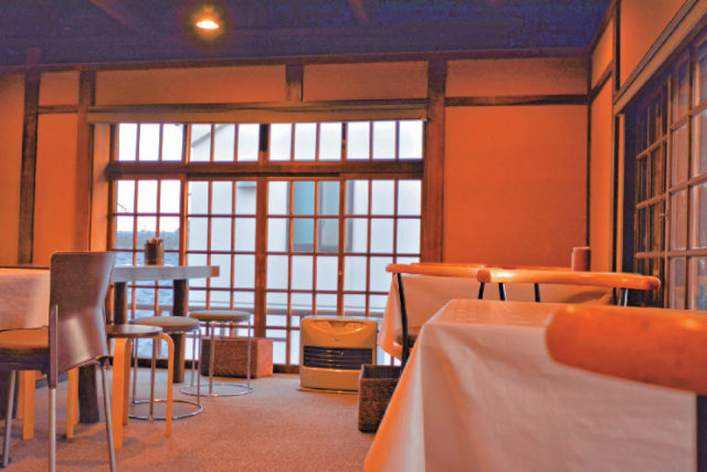 【栃木市・蔵の街でレトログルメ】ほっとする味の手作りスイーツでくつろぎのひと時「北蔵caféひがの」