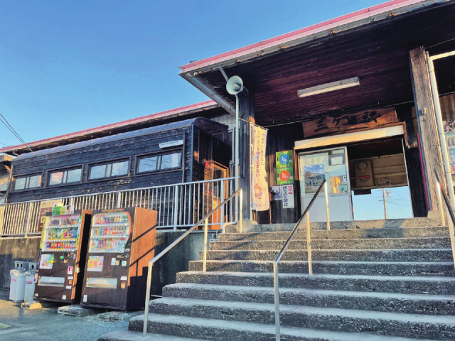 【天浜線×沿線&駅舎巡り】ご当地ブランド牛のハンバーガー「GRANNY'S BURGER」