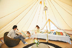 【栃木・ツインリンクもてぎ×宿泊】森と星空のキャンプビレッジ