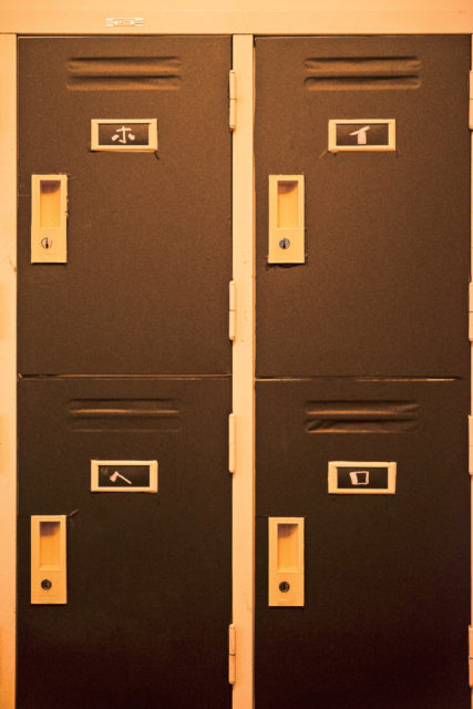 レトロなインテリアが魅力 女性客への配慮も嬉しい「泊まれる純喫茶 ヒトヤ堂」