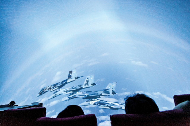 【浜松無料観光×航空自衛隊 浜松広報館エアーパーク】全天周シアター