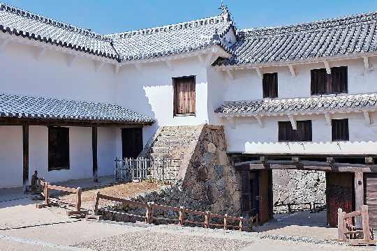 【姫路城の見どころ⑬】重要文化財 リの一渡櫓・二渡櫓