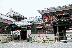 【愛媛・松山城×有料ゾーン】玄関多聞