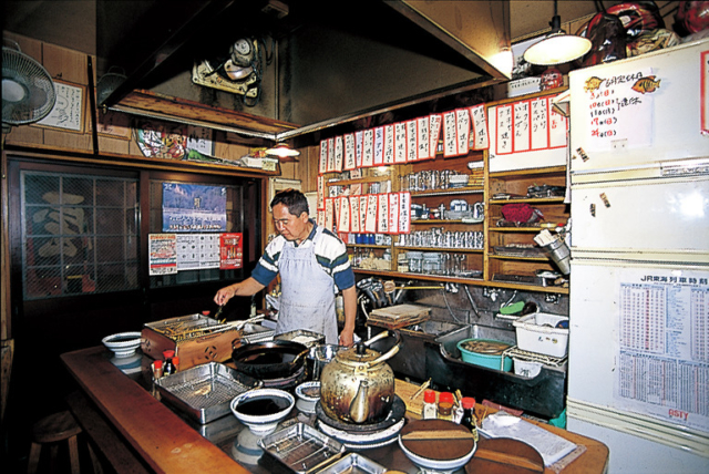 ほっと安心する昔から変わらぬ店「三河屋」 <居酒屋系>