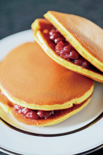 行列店ができる、どらやきの名店「どらやきの河内屋」
