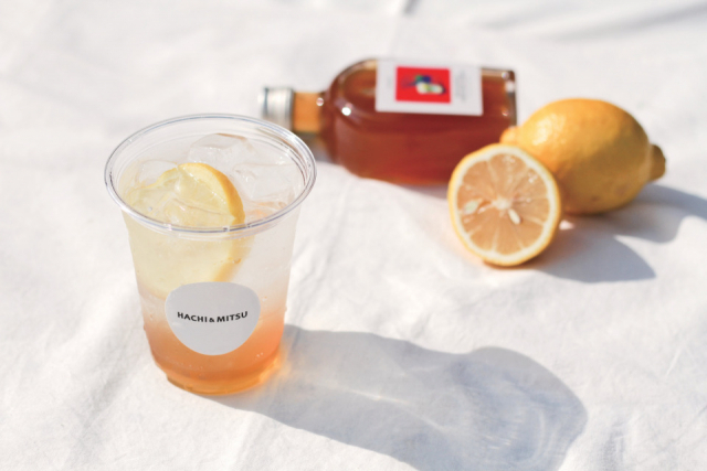 駿府の工房 匠宿のカフェ「HACHI&MITSU」