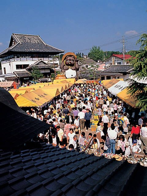 【栃木×益子焼】春と秋の一大陶器市に行こう!「益子陶器市」