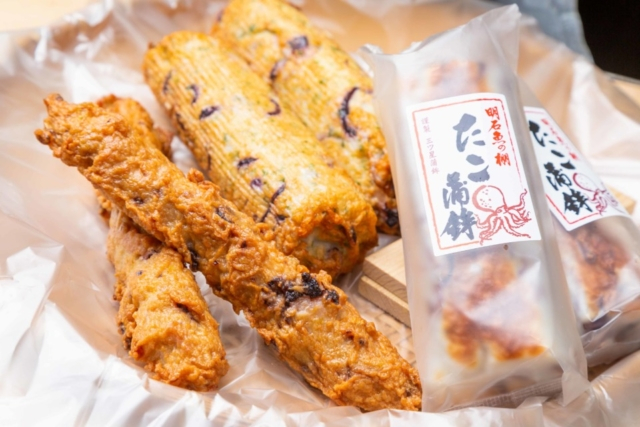 明石ダコをたっぷり使った天ぷら「三ツ星蒲鉾」