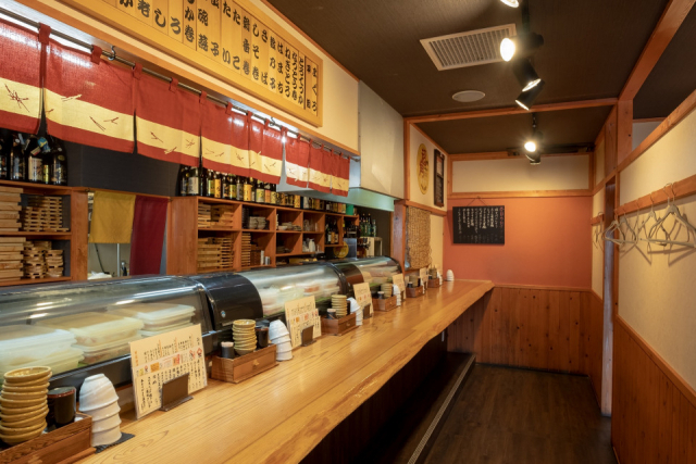 駅近の名店でこだわりの寿司を堪能「立ち喰い寿司 魚路」