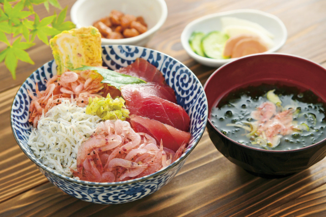 桜えびにしらす&まぐろ 静岡の幸がてんこ盛り「ごはん屋さくら」