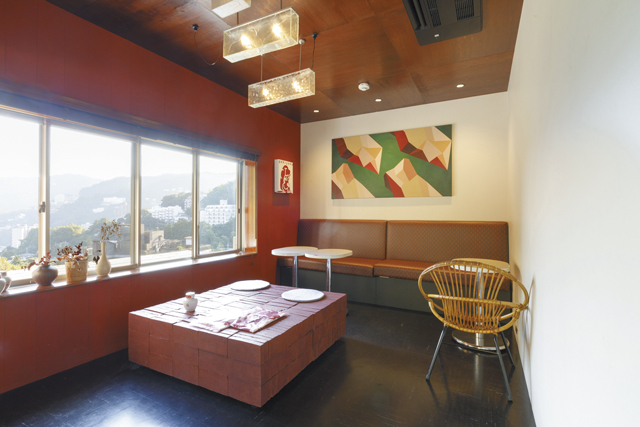 斬新なデザイナーズ空間で体に優しい薬膳メニューを「薬膳喫茶 gekiyaku」