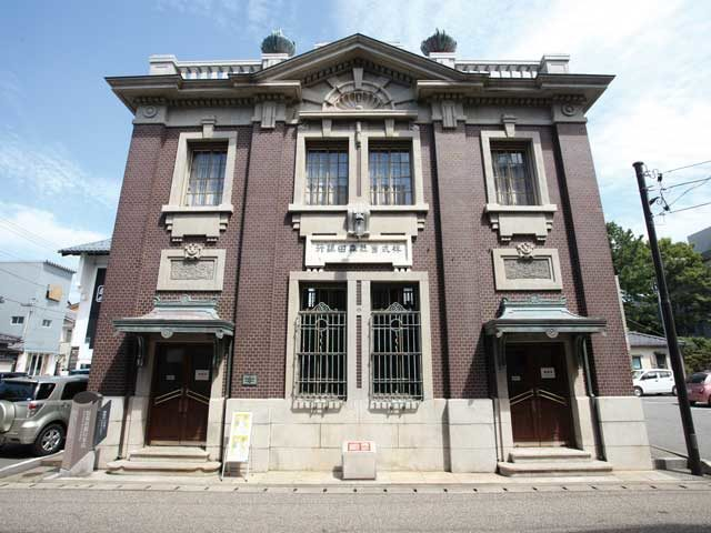 【三国湊の観光スポット】旧森田銀行本店