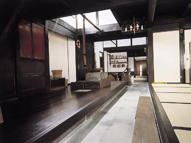 【三国湊の観光スポット】旧岸名家