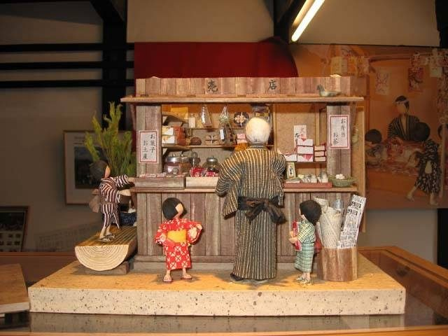 創作和紙人形 紙わらべ資料館