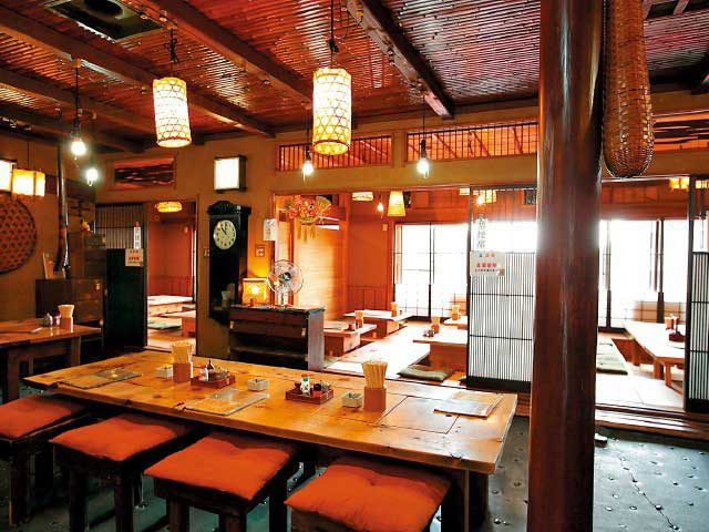 地元で親しまれる漁師メシ鮮度のいいアジをお茶漬けで「囲炉茶屋」