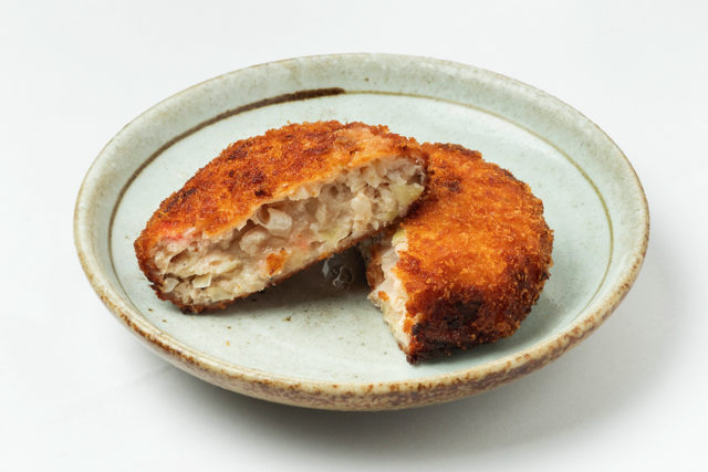 【熱海第一ビル×グルメ】<B1F>温泉自家製麵と濃厚スープがベストマッチ「温泉つけ麺 維新 熱海本店」